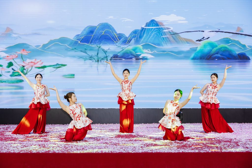 TẬP ĐOÀN POLYCO LONG TRỌNG TỔ CHỨC LỄ KỶ NIỆM 30 NĂM THÀNH LẬP (1995 – 2025)