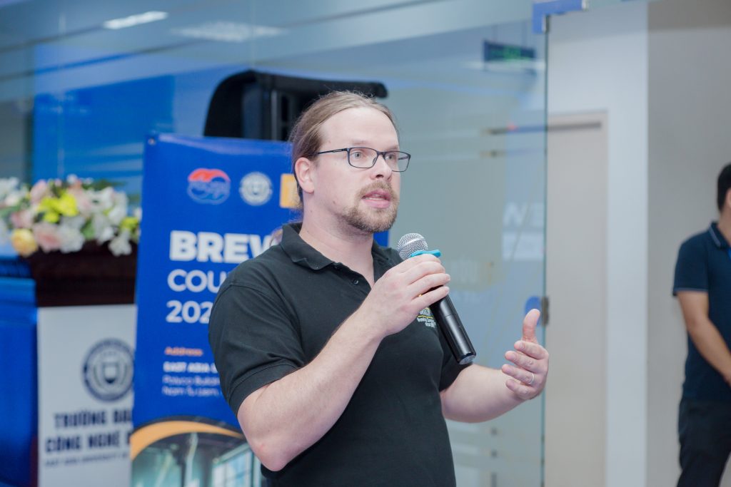 Khóa học sản xuất bia Brewing 2025: Làm chủ chất lượng bia từ cảm quan đến công thức